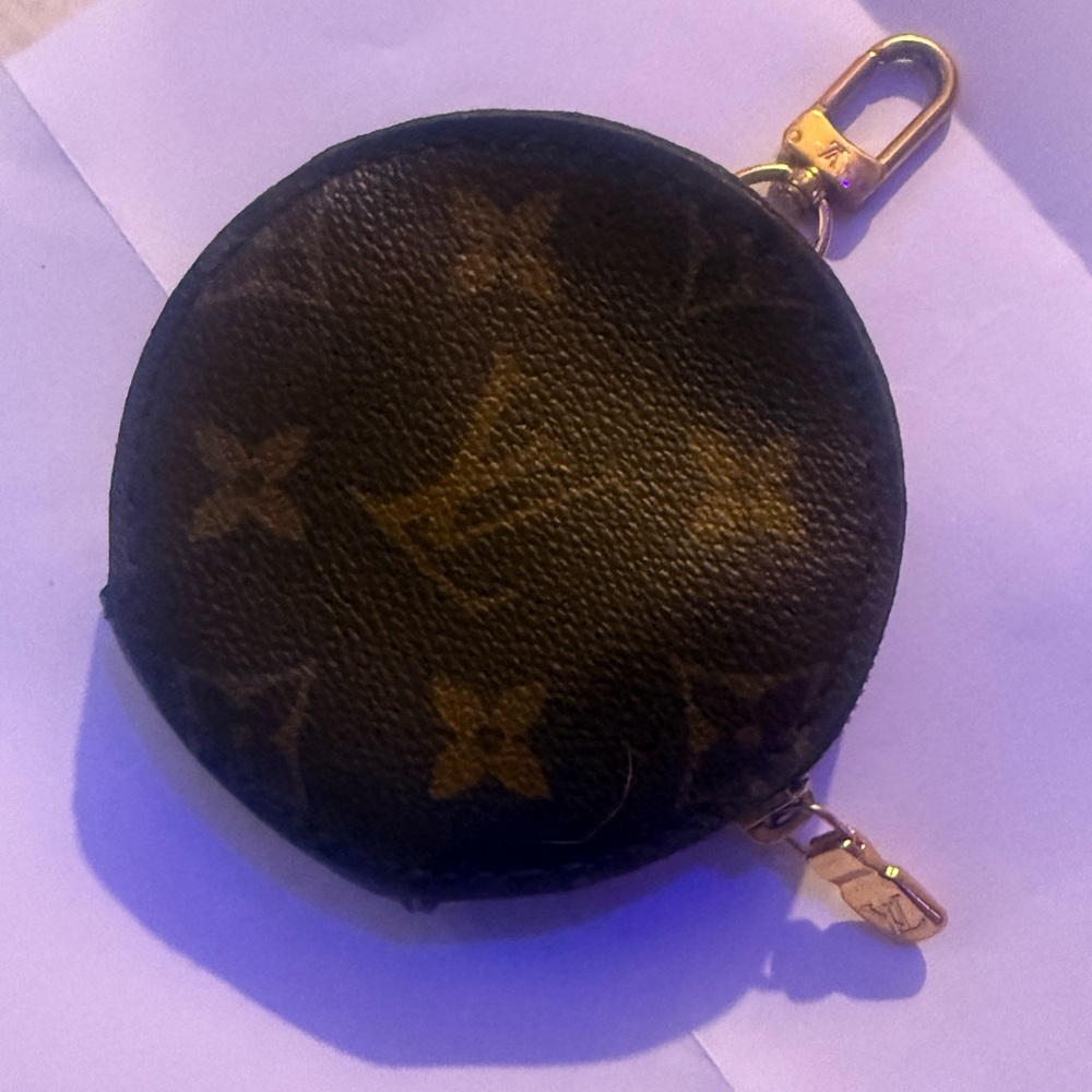 Louis Vuitton Tan and Gold Coin Pouch